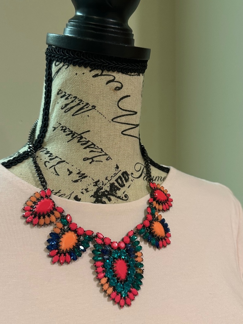 Stella & Dot Frida Statement Necklace